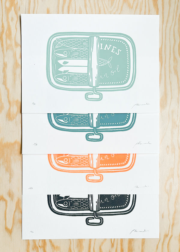 SURFING SARDINES – 21 x 29,7 cm – versch. Farben